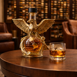 Whisky üveg - Aquila Kiadás